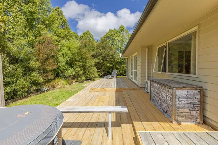 345 White Road Waipawa_13