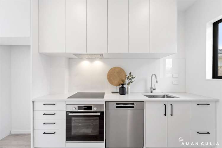 13b Serjeant Street Henderson_5