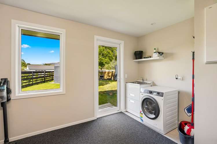 8 Lakefield Close Kingston_21