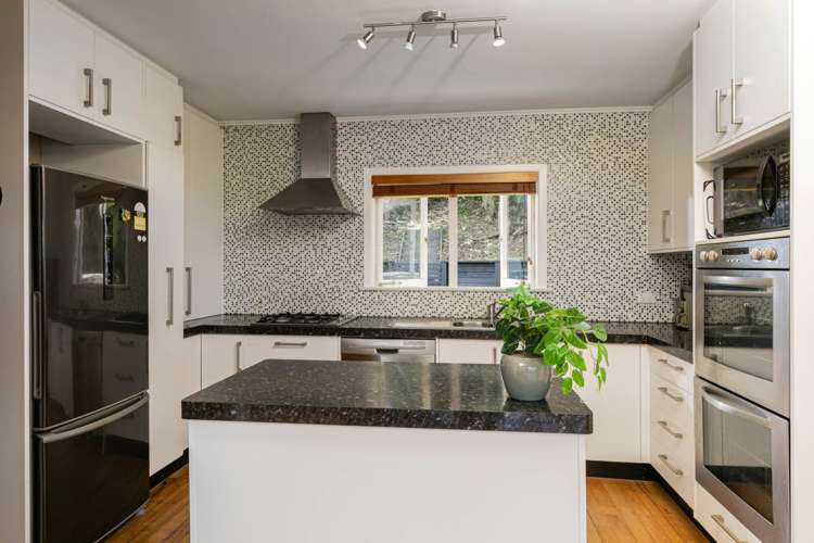 1/13 Woodlands Crescent Browns Bay_6