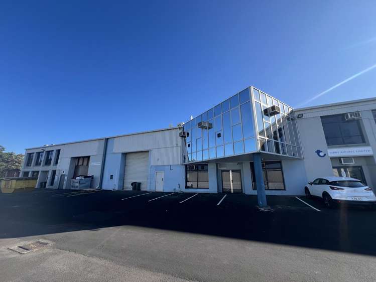 L/24 Allright Place_0