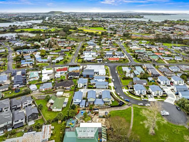 60-62 Tiraumea Drive Pakuranga_15