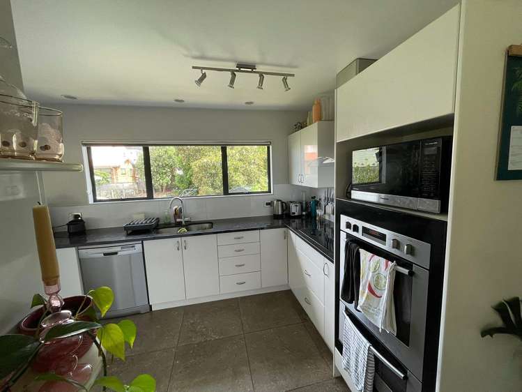 1/30 Pleasant Road Glen Eden_5