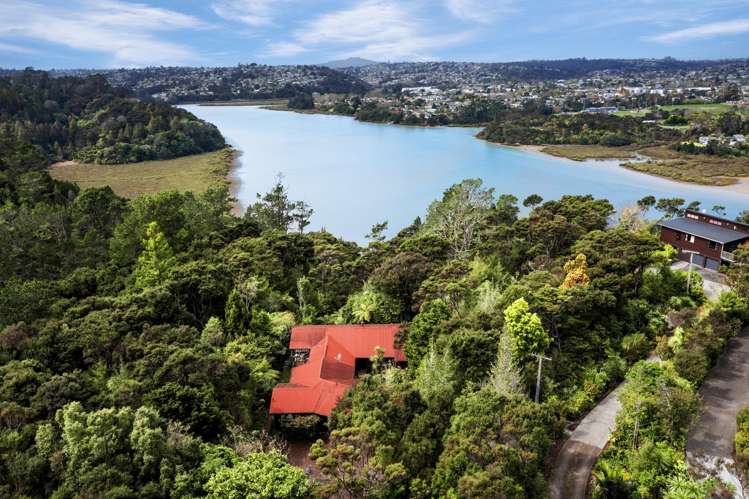 2 Te Kawau Pass Greenhithe_1
