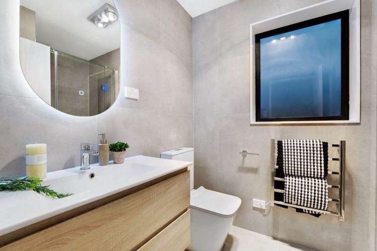 7/135 Lancaster Road Beach Haven_6