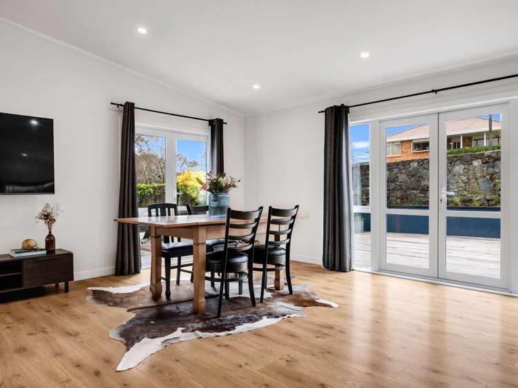 1 Melia Place Stanmore Bay_11