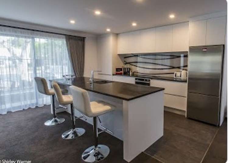 6/143 Knighton Road 1076_6