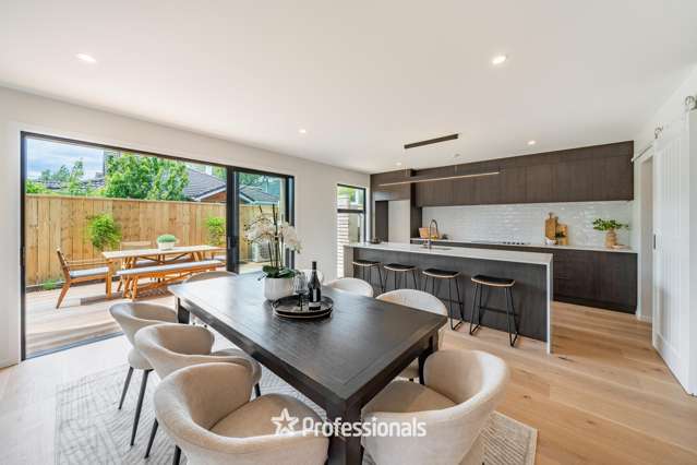 8 Maire Street Woburn_3