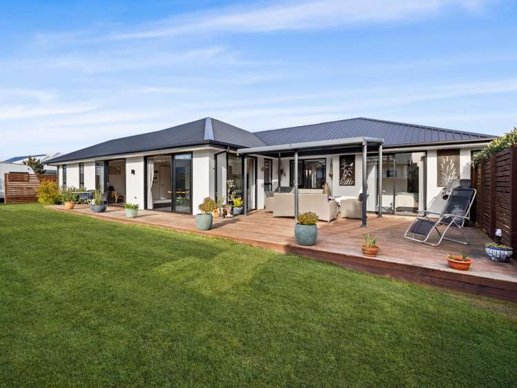 24 Te Waikare Street_0