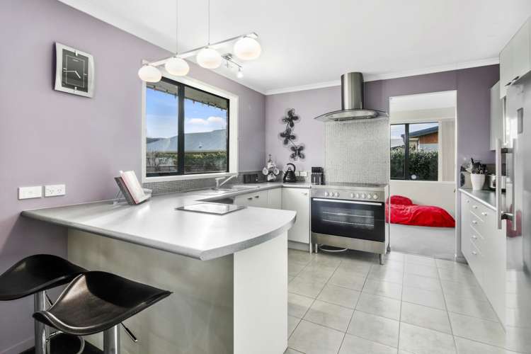4 Four Oaks Place Pukekohe_4
