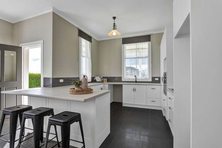 5321 Mountain Road Eltham_4