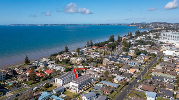 11 Ngaru Way Orewa_19