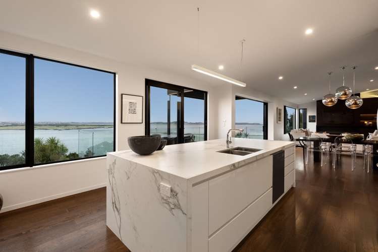 8 Saran Place Hillsborough_7