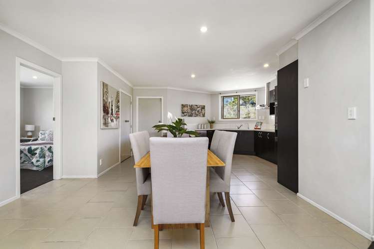 52 Exeter Street Glenview_10