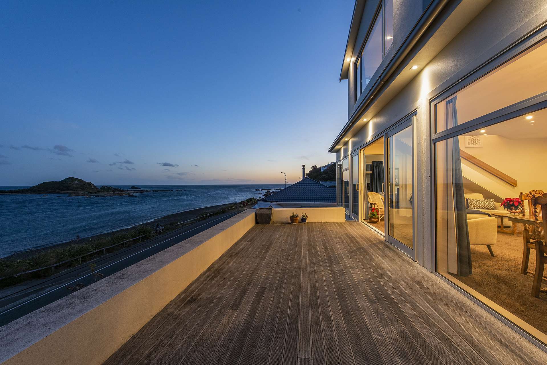 211 Derwent Street Island Bay_0