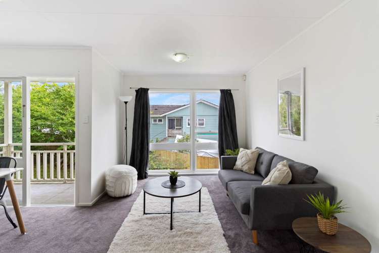 18 Fairclough Road Beach Haven_8