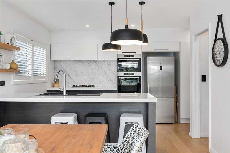 223 Range Road Papamoa_6