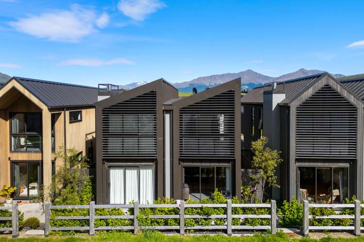 41 Ryan Loop Jacks Point_23