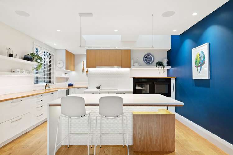 21 Bluestone Drive Waitikiri_7