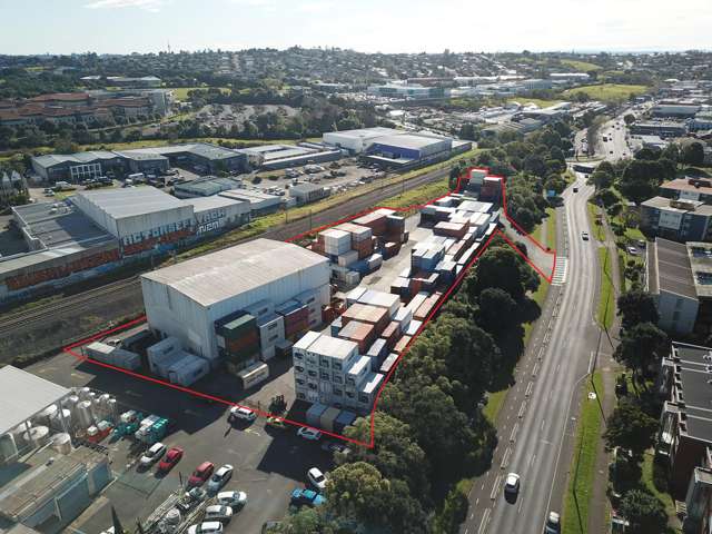 Large industrial yard available