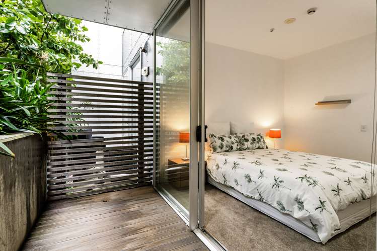 105/22 Fisher-Point Drive Auckland Central_13