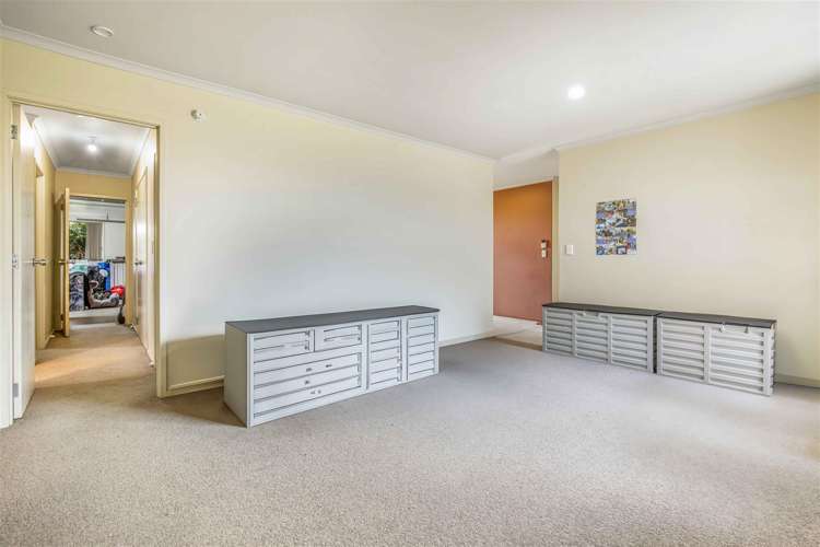 6 Mckenzie Place Rototuna North_5