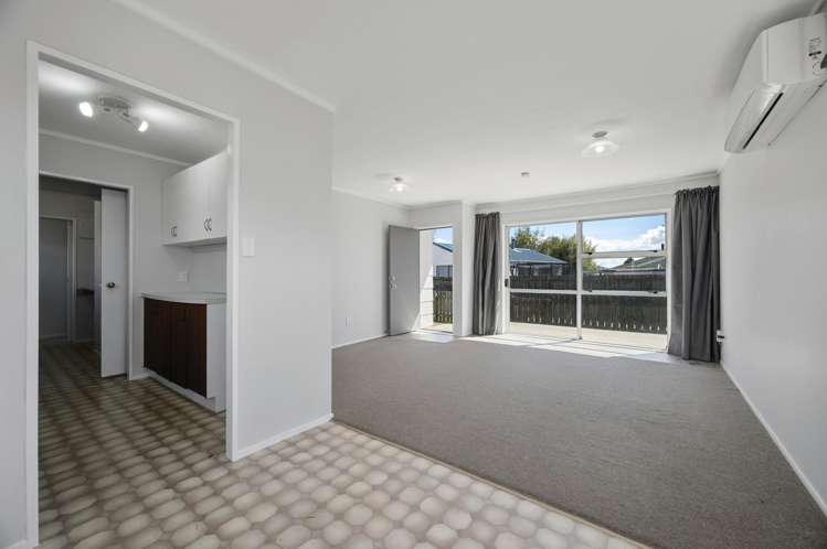 16 Aspen Place Owhata_10