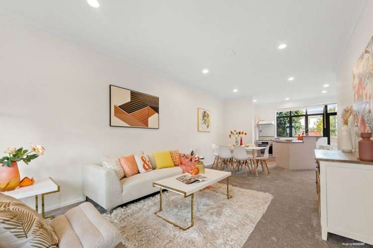 9/1 Ambrico Place New Lynn_6