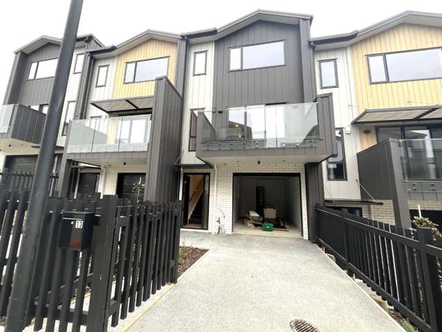 13 Irwin Lane Windsor Park_2