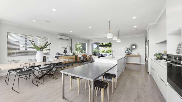 89d William Bayes Place Red Beach_15