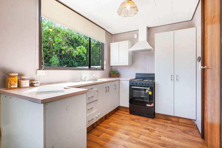 103A Bradbury Road Botany Downs_6