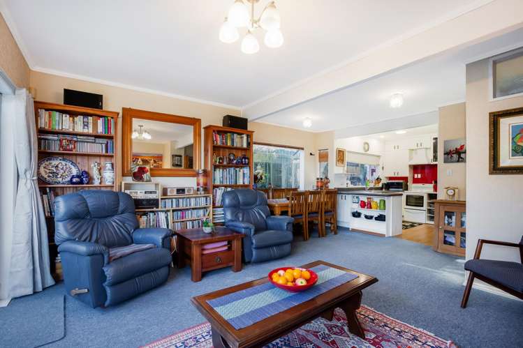 23B Eastview Grove Normandale_2