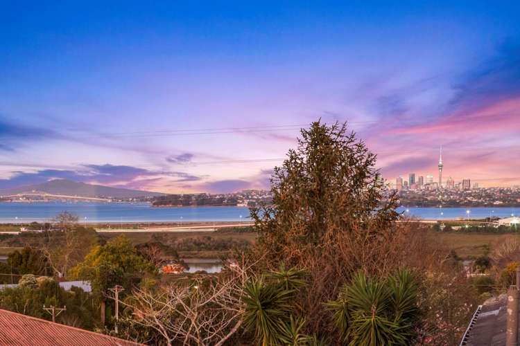 5 Taha Road Te Atatu South_6