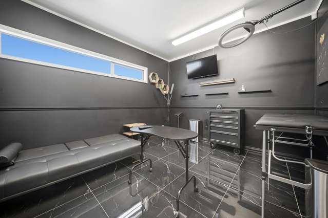 Unit 11 & 12 / 203 Kirkbride Road Mangere Bridge_4
