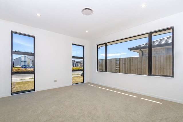 10 Skyhawk Road Wigram_4