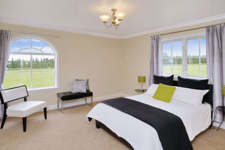 64 Davis Road Cust_13