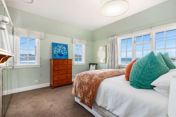 132 Lyall Parade Lyall Bay_12