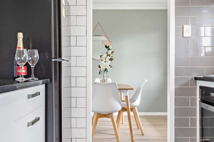 2/73 College Road Northcote_12