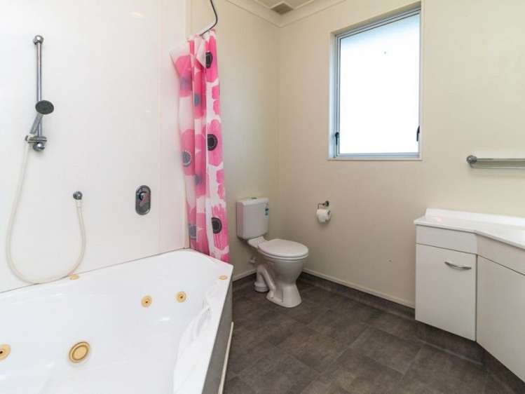 23 Stafford Street Clive_19