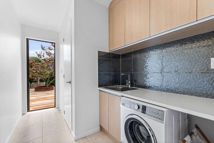 45 Pohutukawa Parade Riverhead_33