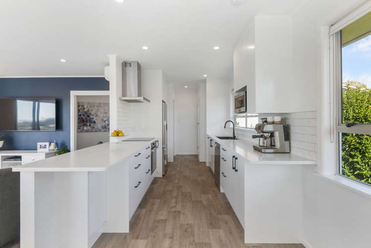 8 Reydon Place Cockle Bay_24