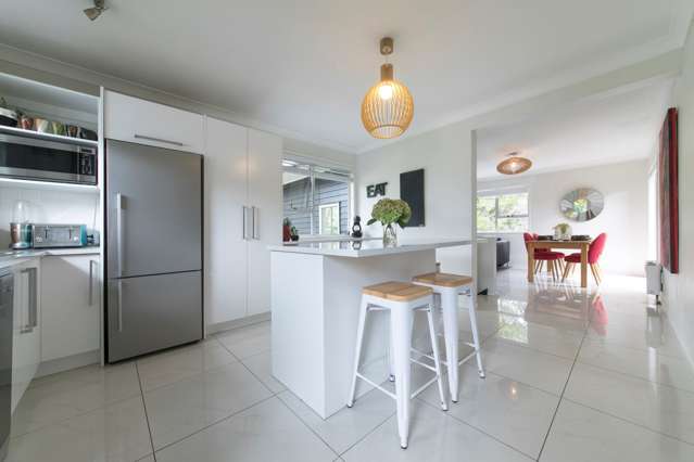 25 Atkinson Road Titirangi_2