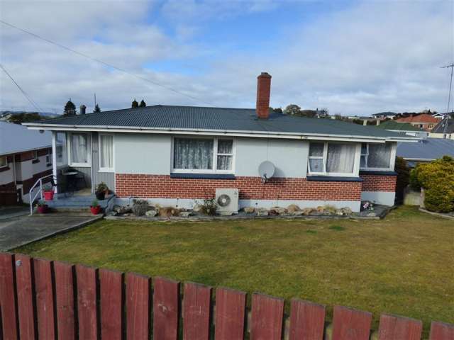 211 Clyde Street Balclutha_1