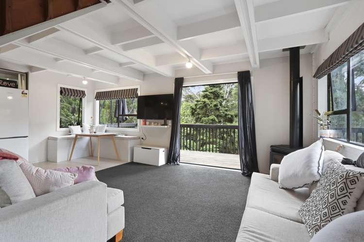 138 Laingholm Drive Laingholm_0