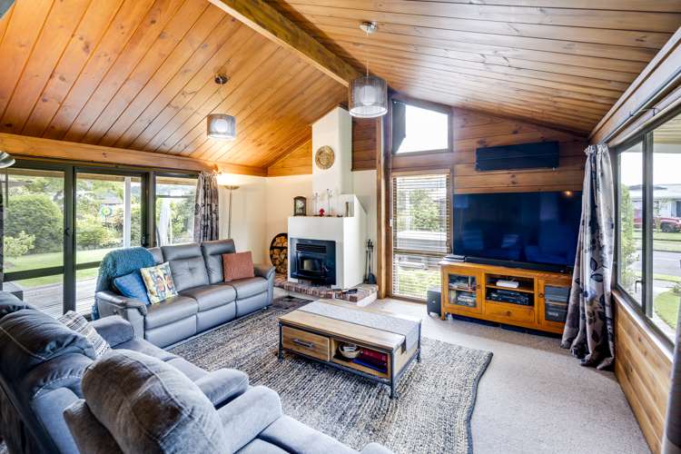 43 Donegal Crescent Tamatea_7