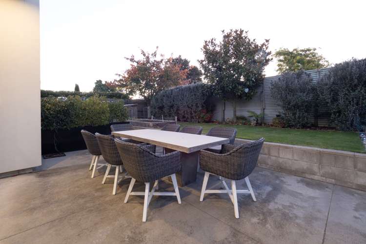 27 Geoff Geering Drive Netherby_19