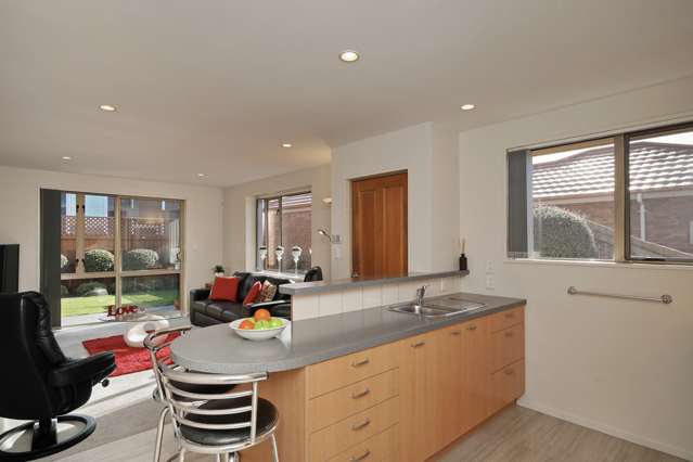 4/3 Staveley Street Avonhead_3