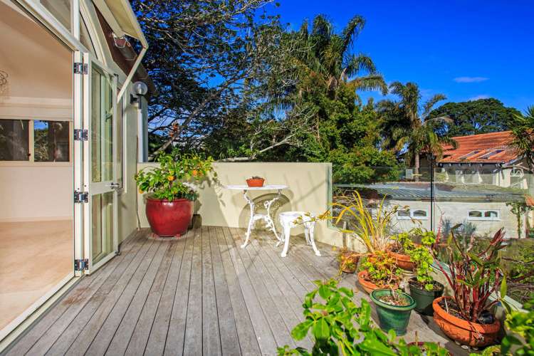 1/30 Clarence Road Northcote Point_3