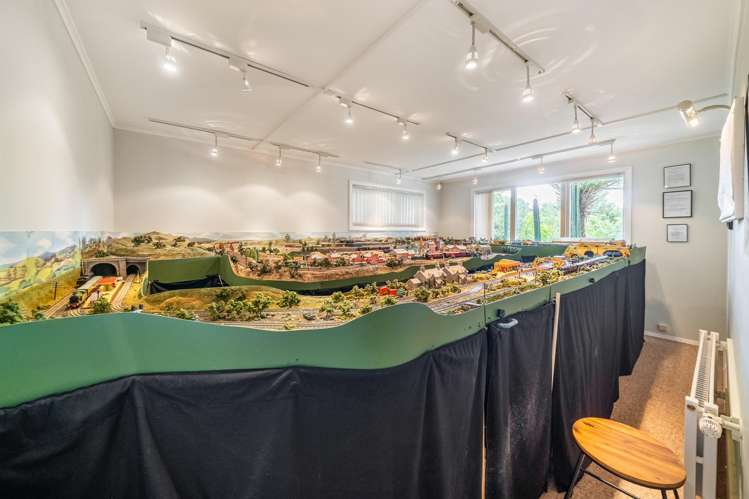 39 Blue Mountains Road Silverstream_21