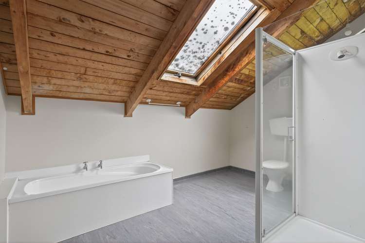 30 Toa Street Tokomaru Bay_17